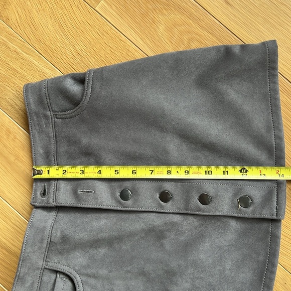 Express skirt. Gray. Size 0 - Picture 8 of 8